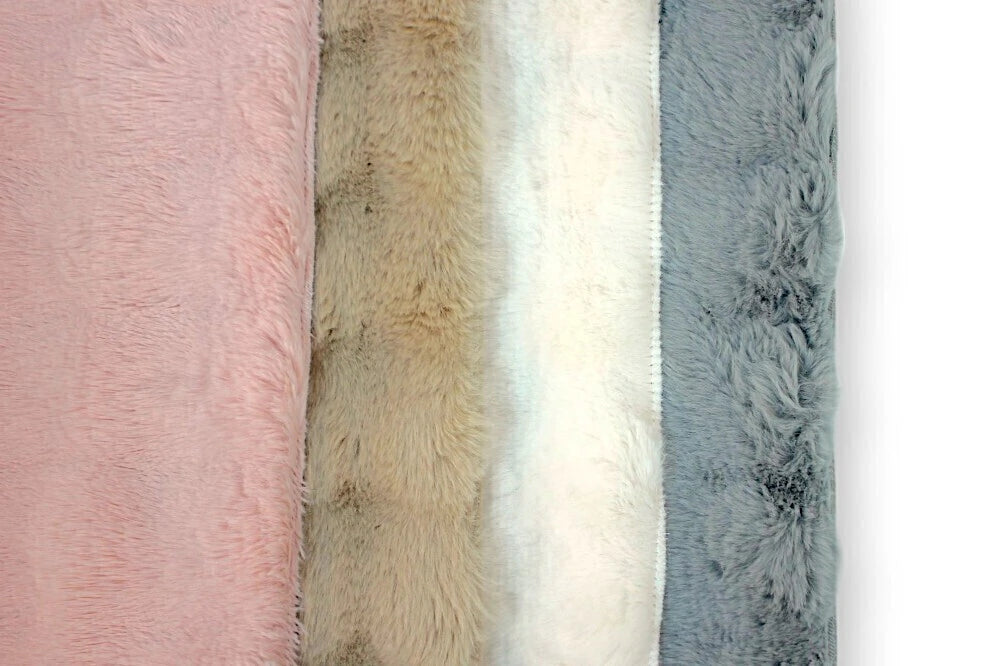 Alfombra baño peluchito con relieve blanco