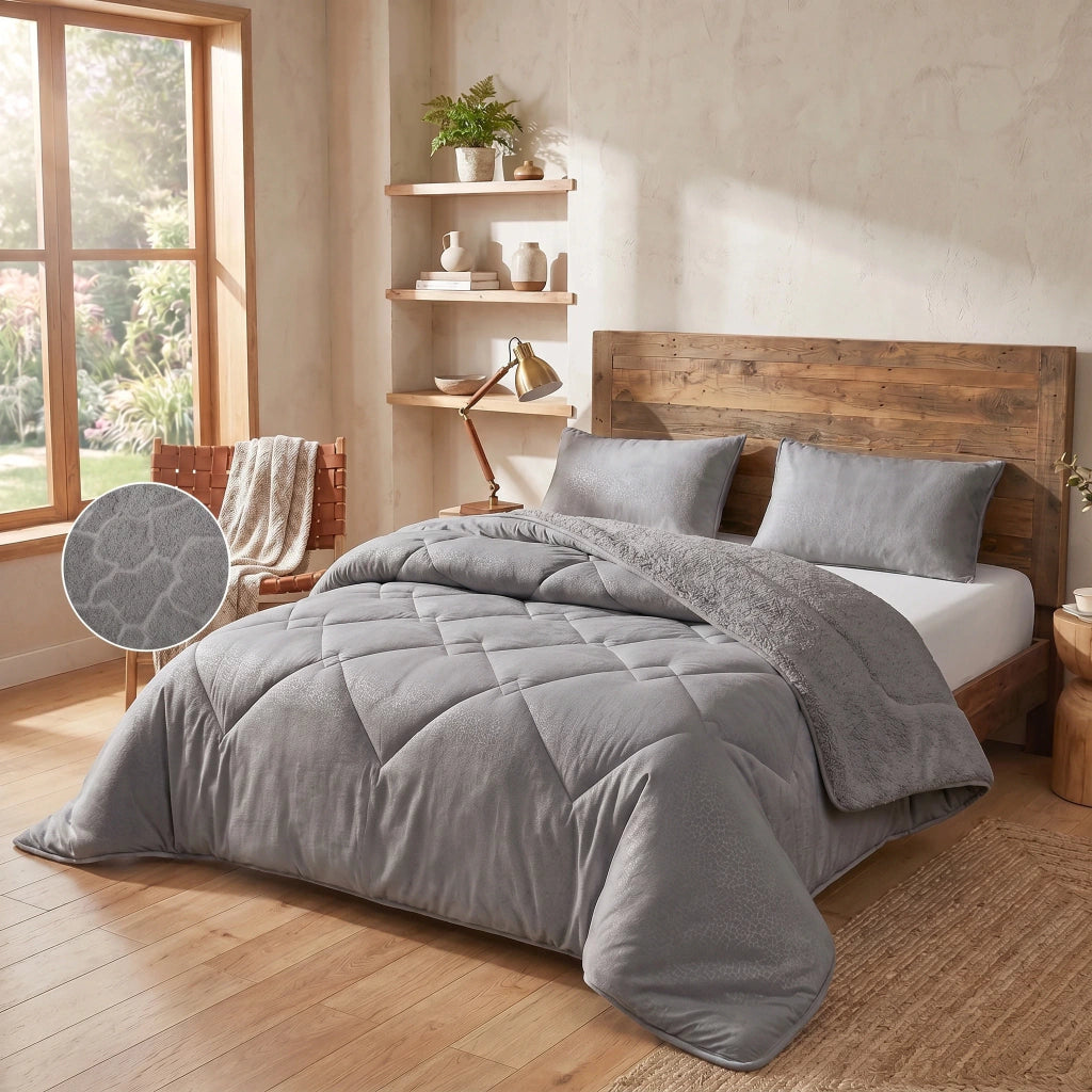 Edredon embossed relieve relleno 300 g con corderito CHILL&HOME