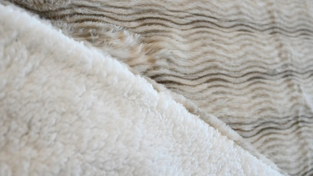 Acolchado ondulado rabbit fur sherpa CHILL&HOME